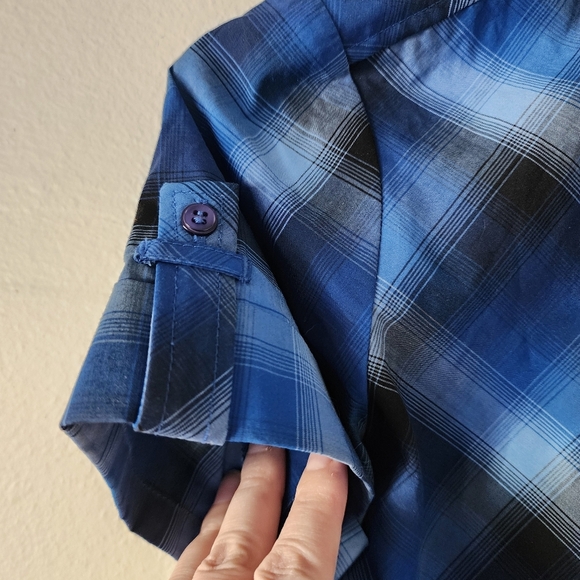 NEW YORK & COMPANY Stretch Blue Navy Plaid Button Up Short Sleeve Blouse Size XS - Picture 7 of 17